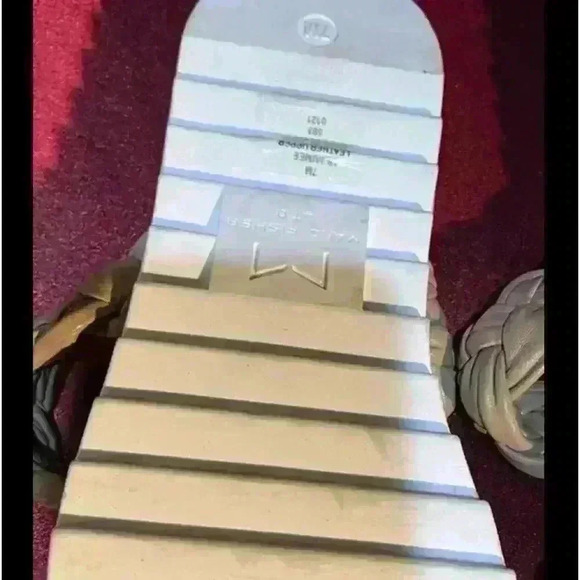 MARC FISHER New Jamie Slip On Woven Leather Flat Espadrille Slide Sandals Size 7 - Picture 2 of 3